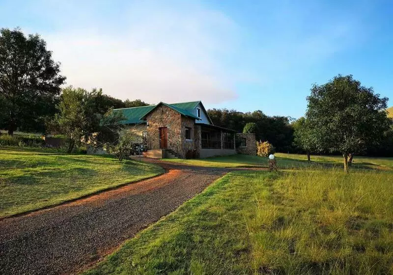 Hotelli Stonecutters Lodge