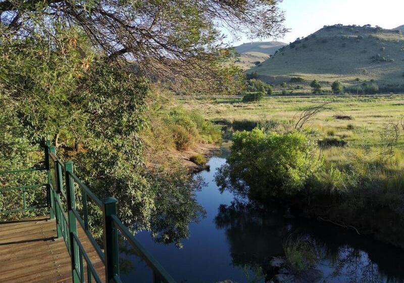 בית מלון כפרי Stonecutters Lodge