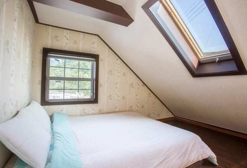 Hotel Pocheon Forest Pension