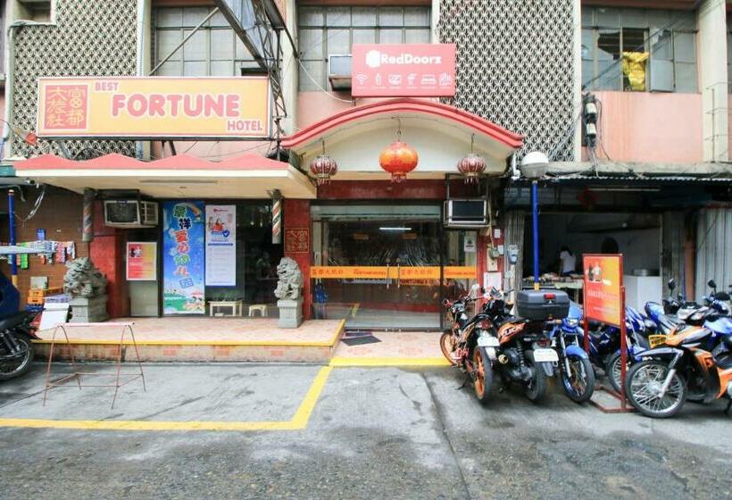 호텔 Reddoorz Plus @ Chinatown Binondo