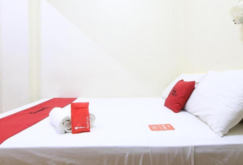 호텔 Reddoorz Plus @ Chinatown Binondo