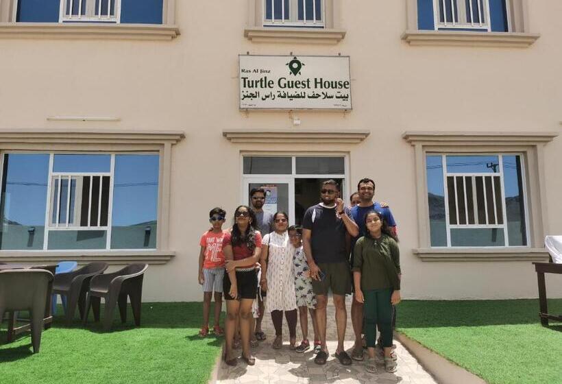 پانسیون Turtle Guest House