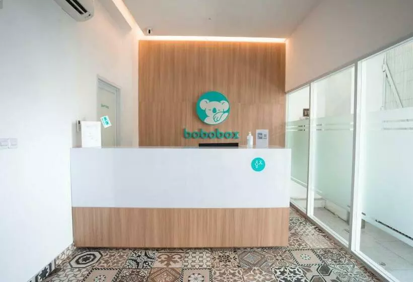 Hotelli Bobopod Slamet Riyadi, Solo