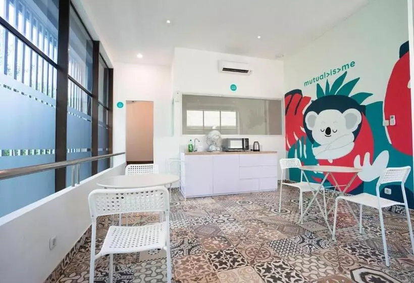 Hotelli Bobopod Slamet Riyadi, Solo