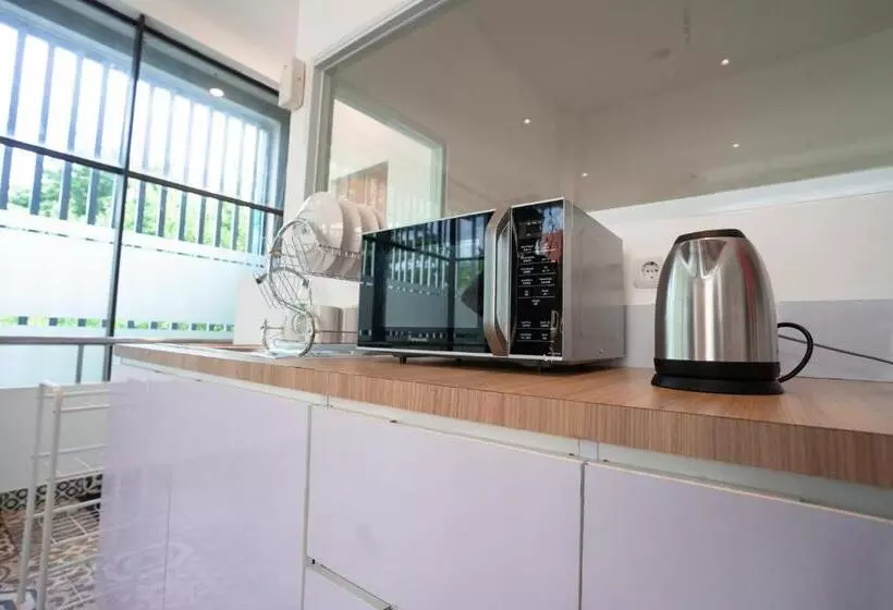 Hotelli Bobopod Slamet Riyadi, Solo