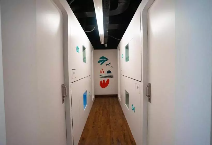 Hotelli Bobopod Slamet Riyadi, Solo