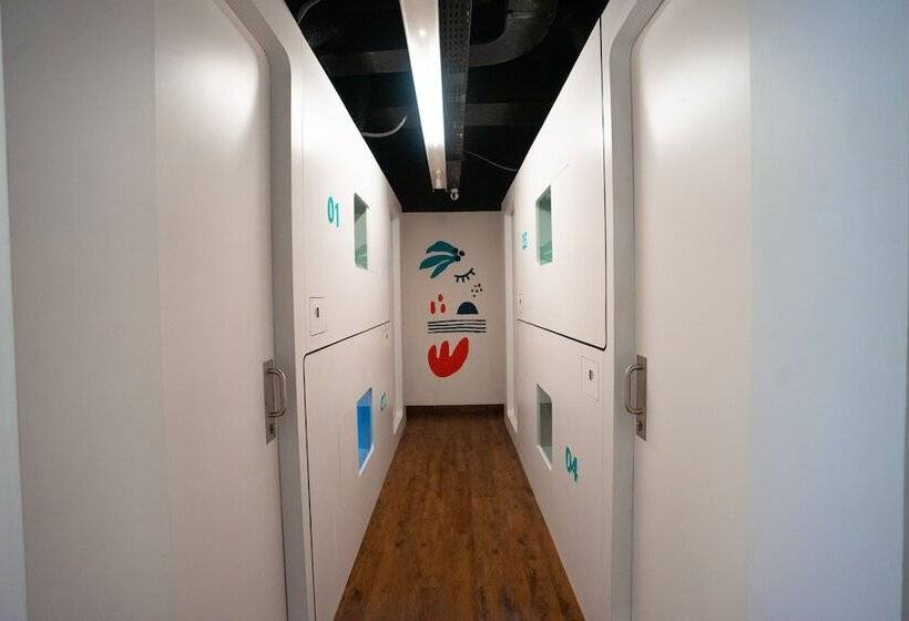 Otel Bobopod Slamet Riyadi, Solo