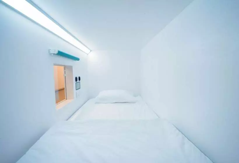 Hotelli Bobopod Slamet Riyadi, Solo