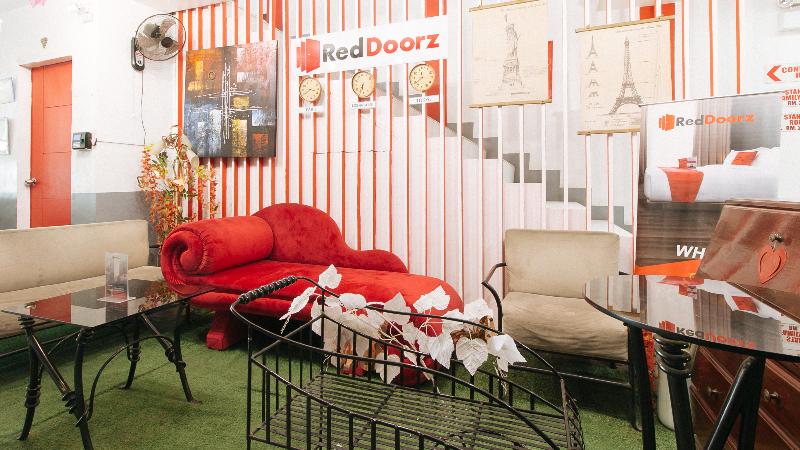 호텔 Reddoorz @ El Highway  Bulacan