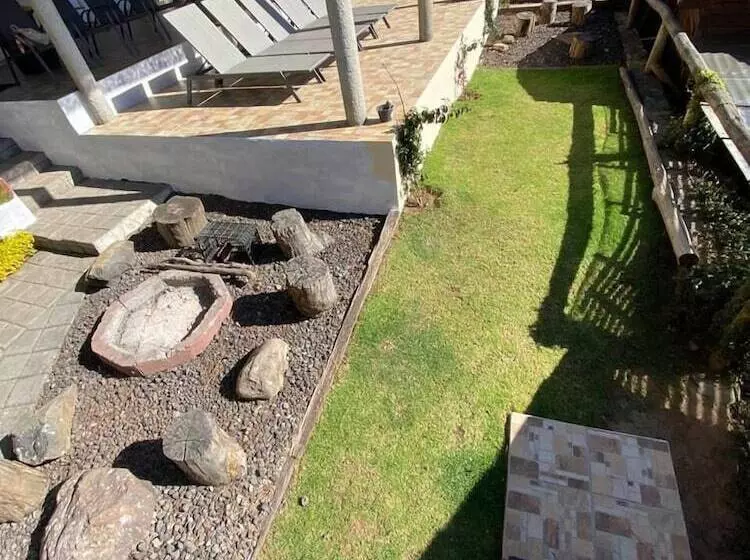 هتل Cabañas Treje