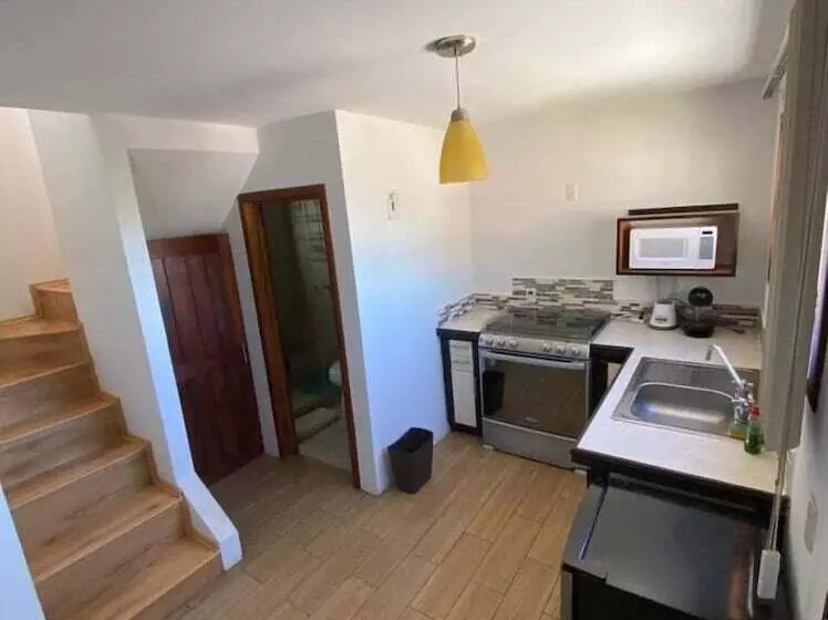 هتل Cabañas Treje