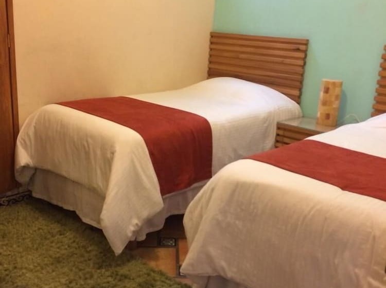 בית מלון כפרי Amador