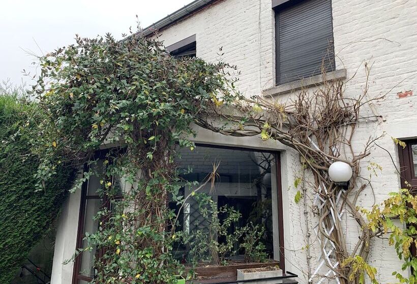 호텔 Chambres D Hôte  L écureuil  Proche De Mons, Pairi Daiza, à Côté De Spark Oh