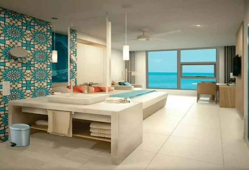 ホテル Grand Aston La Habana