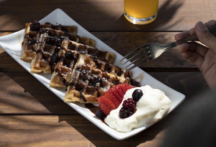 هتل Grand Vista Cuernavaca