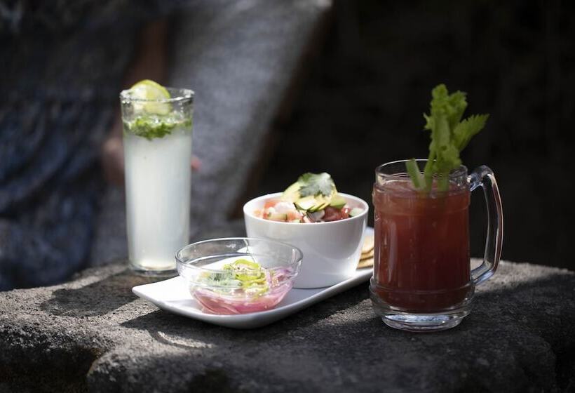 هتل Grand Vista Cuernavaca