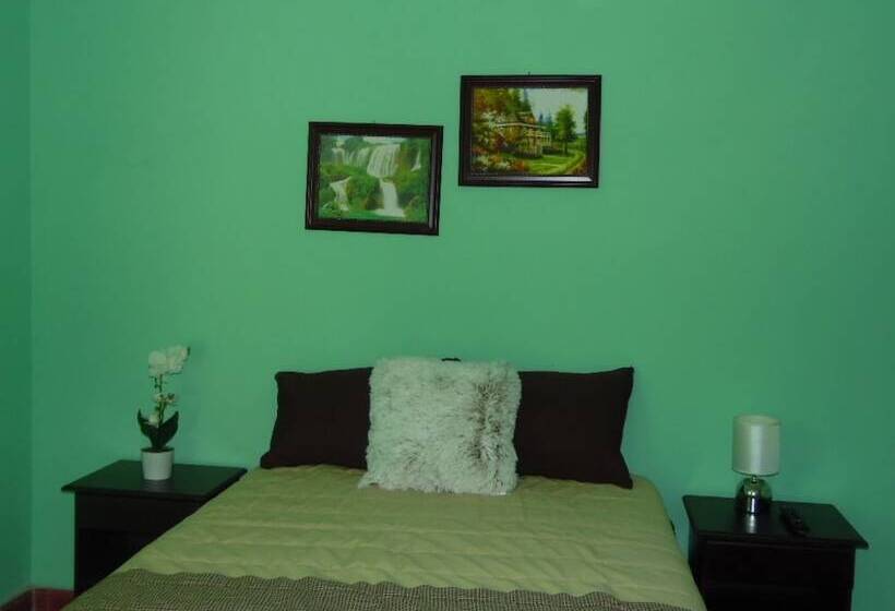 هتل La Casa Del Cheff