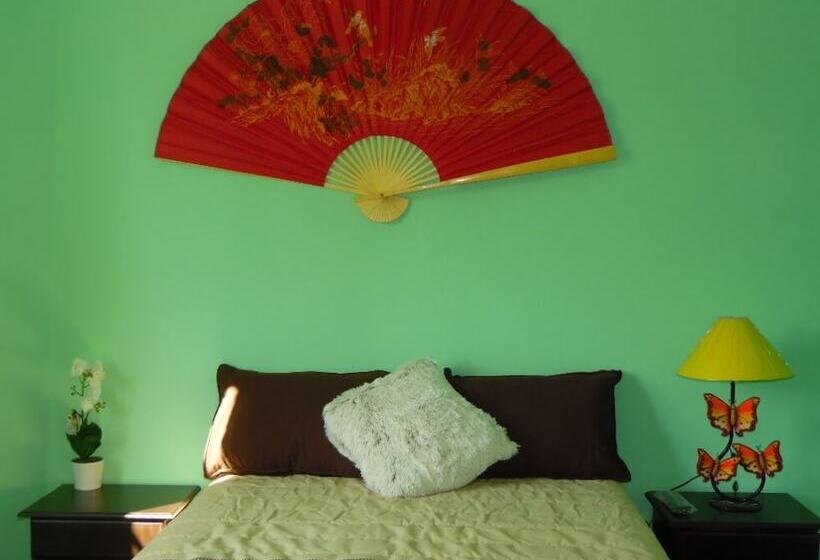 هتل La Casa Del Cheff