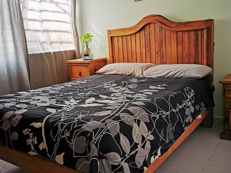 فندق Mi Casita Izcalli