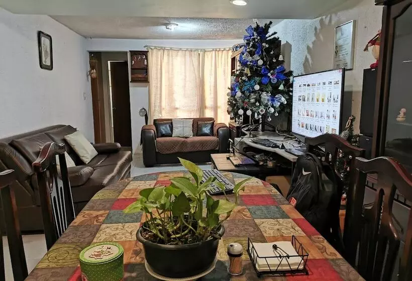 Hotelli Mi Casita Izcalli