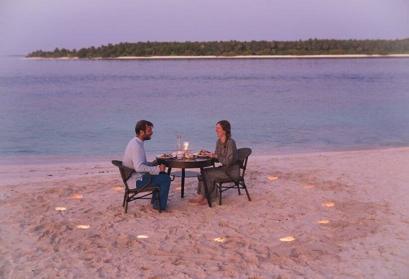 هتل Thundi Village And Spa