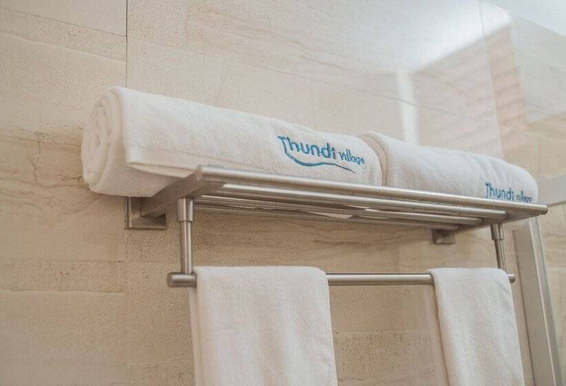 هتل Thundi Village And Spa