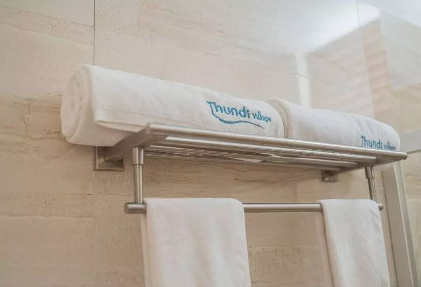 هتل Thundi Village And Spa