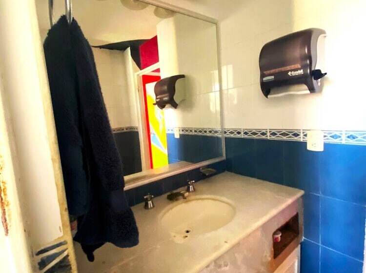 هتل Tribe On The Beach