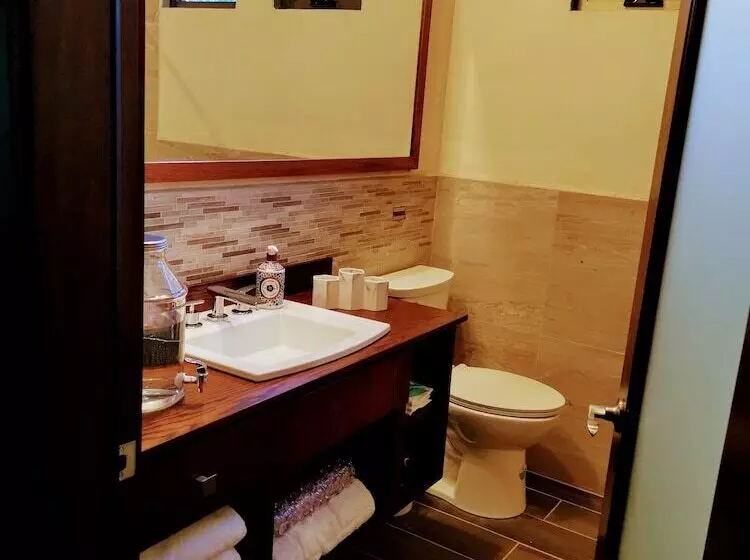 Omni Sancti Hotel Boutique & Polo Club