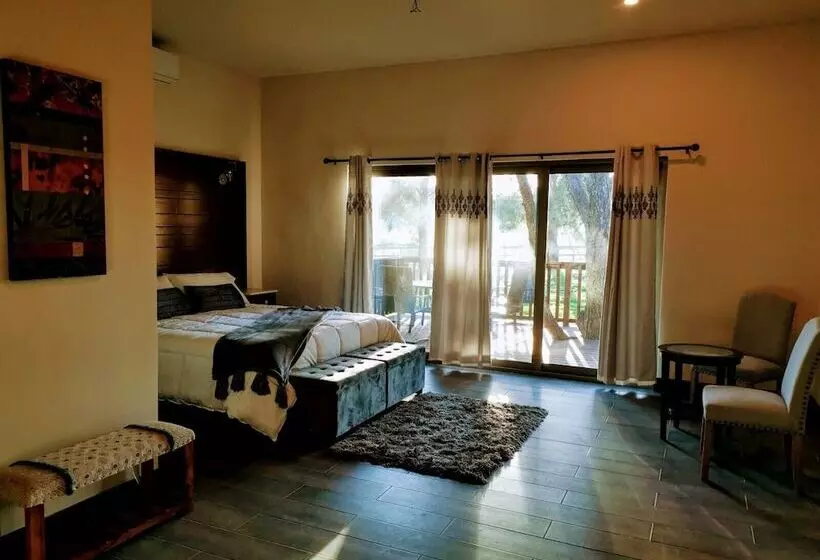 Omni Sancti Hotel Boutique & Polo Club