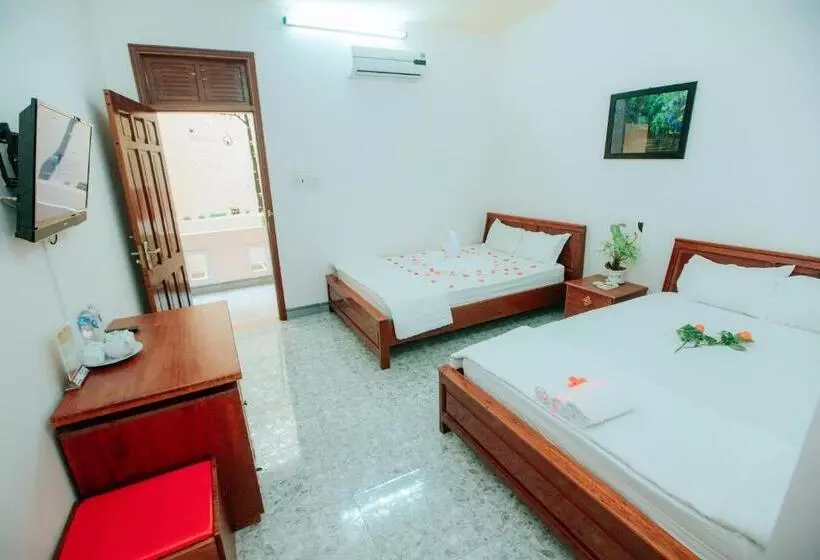 تختخواب و صبحانه Nhà Nghỉ Kim Lài   đối Diện Bệnh Viện Tỉnh Gia Lai  132 Tôn Thất Tùng