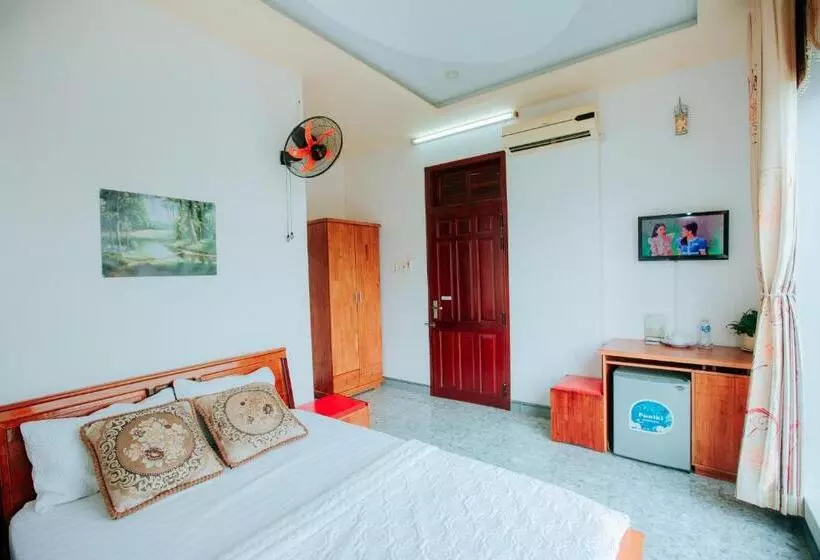 تختخواب و صبحانه Nhà Nghỉ Kim Lài   đối Diện Bệnh Viện Tỉnh Gia Lai  132 Tôn Thất Tùng