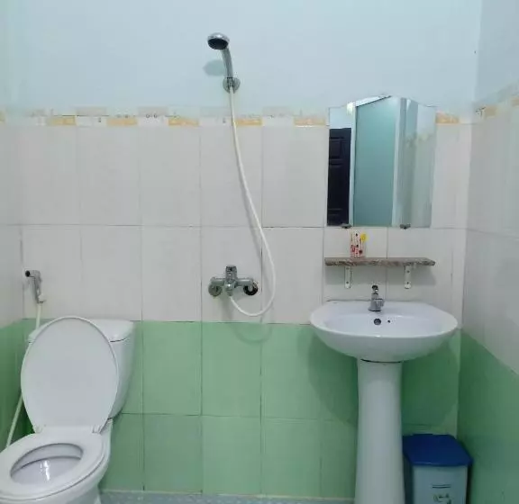 تختخواب و صبحانه Nhà Nghỉ Kim Lài   đối Diện Bệnh Viện Tỉnh Gia Lai  132 Tôn Thất Tùng