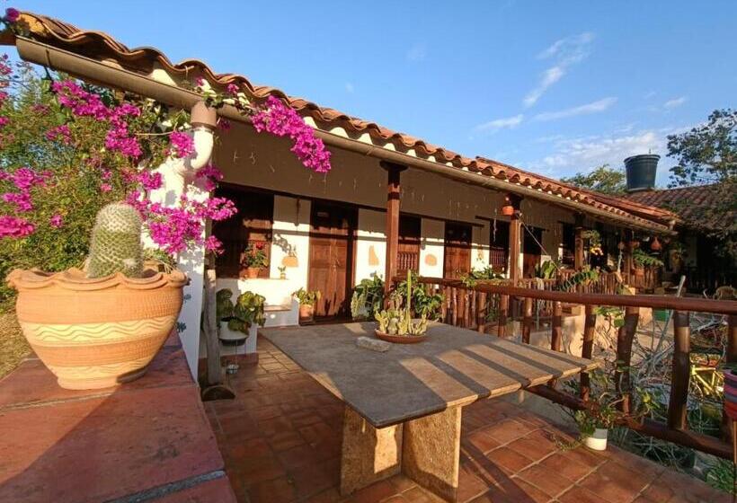 בית מלון כפרי Santa Monica Barichara