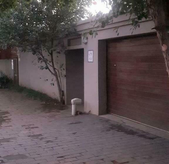 Pension Sasha Guest House