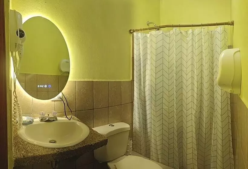 ホテル El Campanario