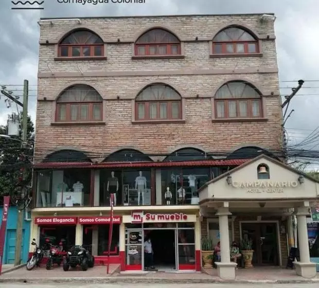 ホテル El Campanario