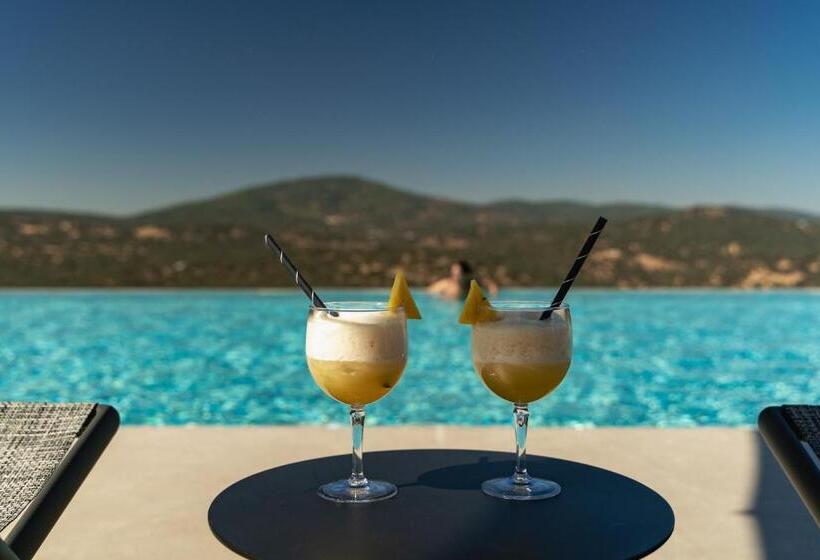 Hotel Es Desconecta2