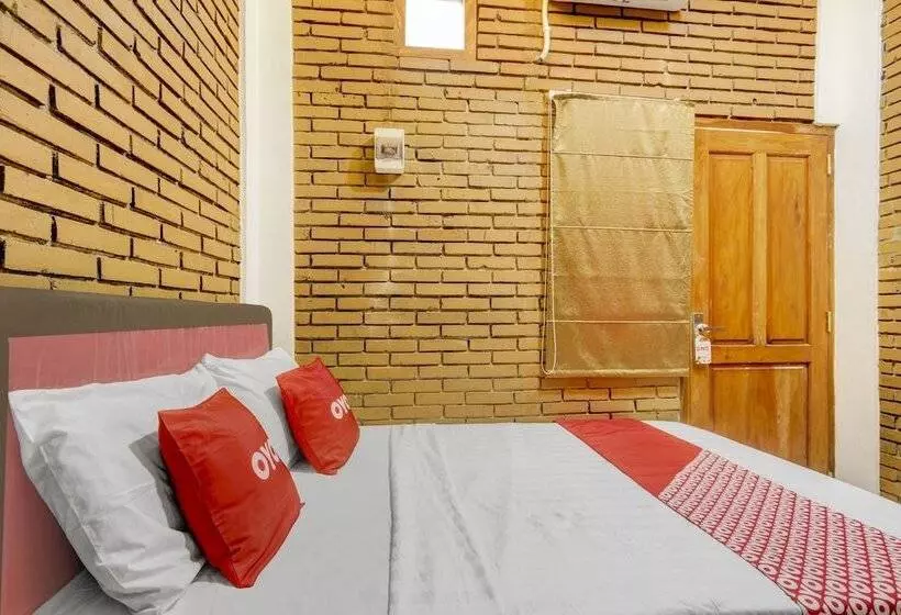 Hotel D Kost In Kandri Semarang