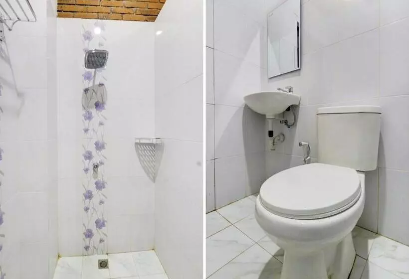 Hotel D Kost In Kandri Semarang