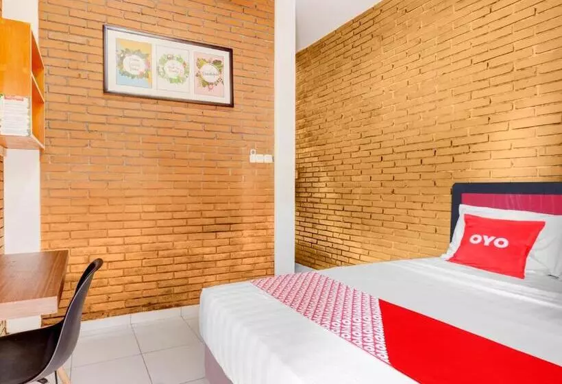 Hotel D Kost In Kandri Semarang