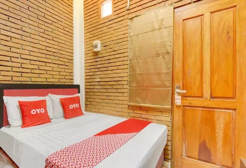 Hotel D Kost In Kandri Semarang