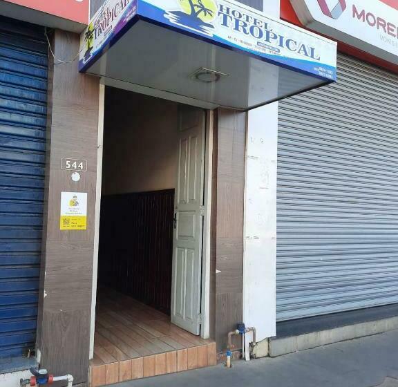 בית מלון כפרי Tropical