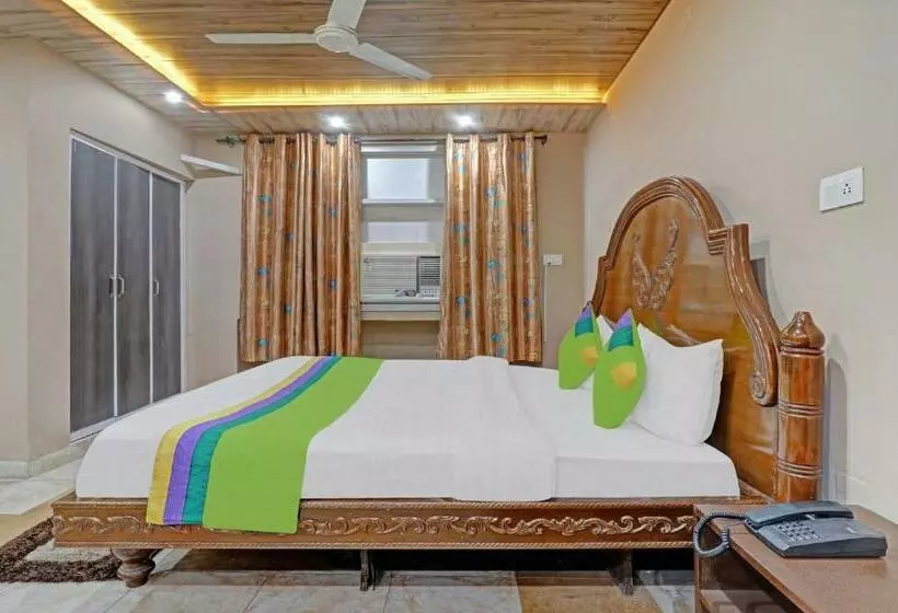 Hotel Vikrant