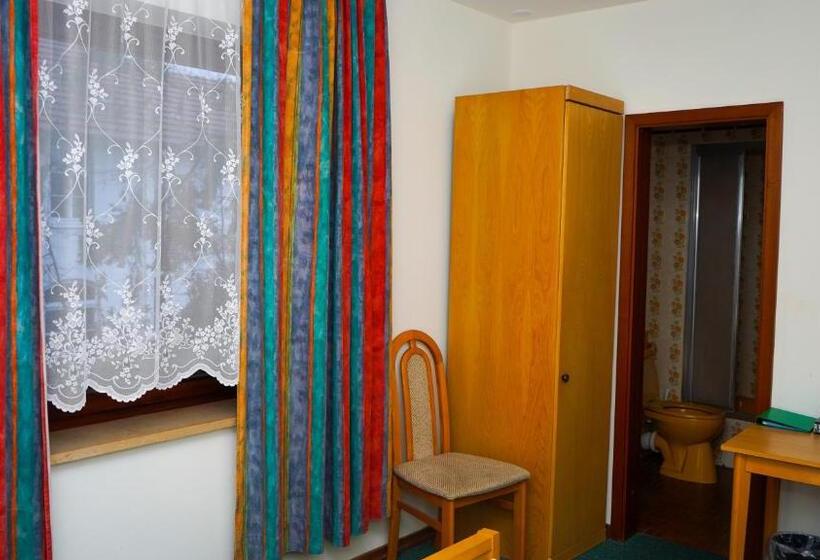 Itm Hotel Bettkästchen Am Sachsenwald