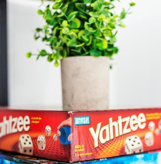 הוסטל Le 900 Tremblant Inn Cafe And Bistro