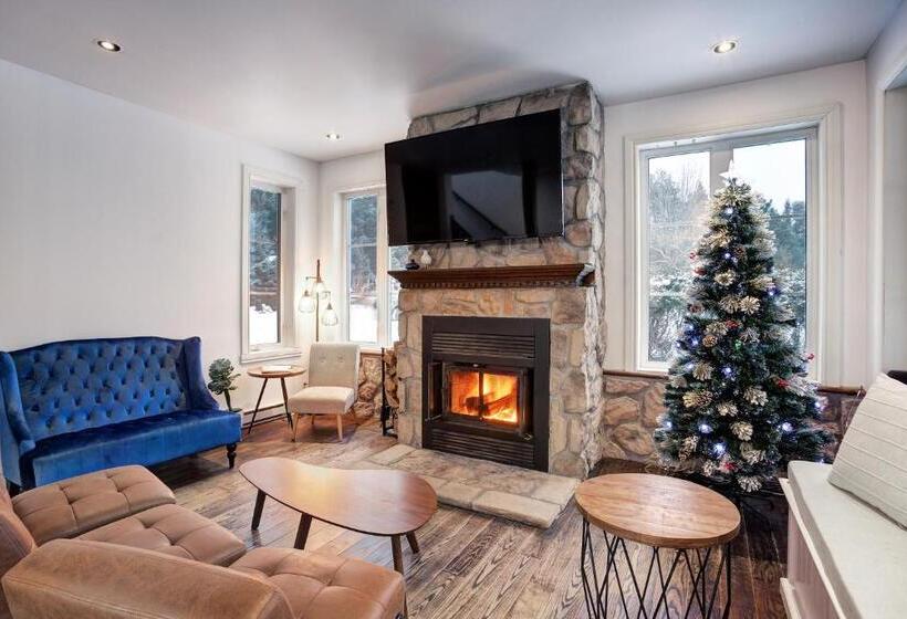 הוסטל Le 900 Tremblant Inn Cafe And Bistro