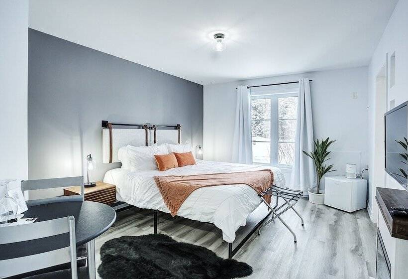 הוסטל Le 900 Tremblant Inn Cafe And Bistro