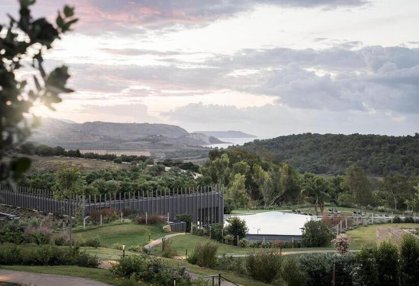 בית מלון כפרי Adler Spa Resort Sicilia