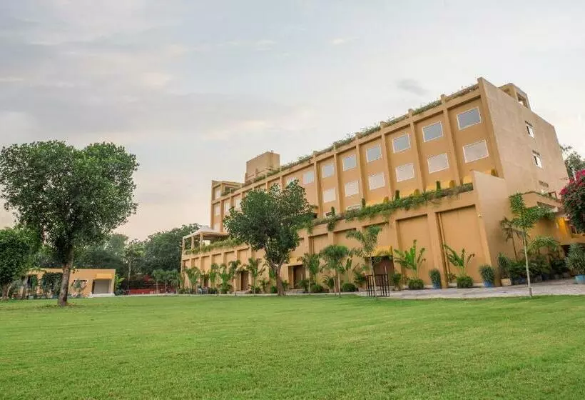 ホテル Lalita Grand